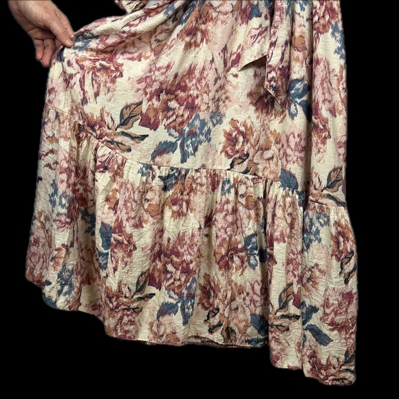 H&M Women's Romantic Floral Watercolor Maxi Dress Tiered Sz L Wedding Guest - Picture 5 of 14